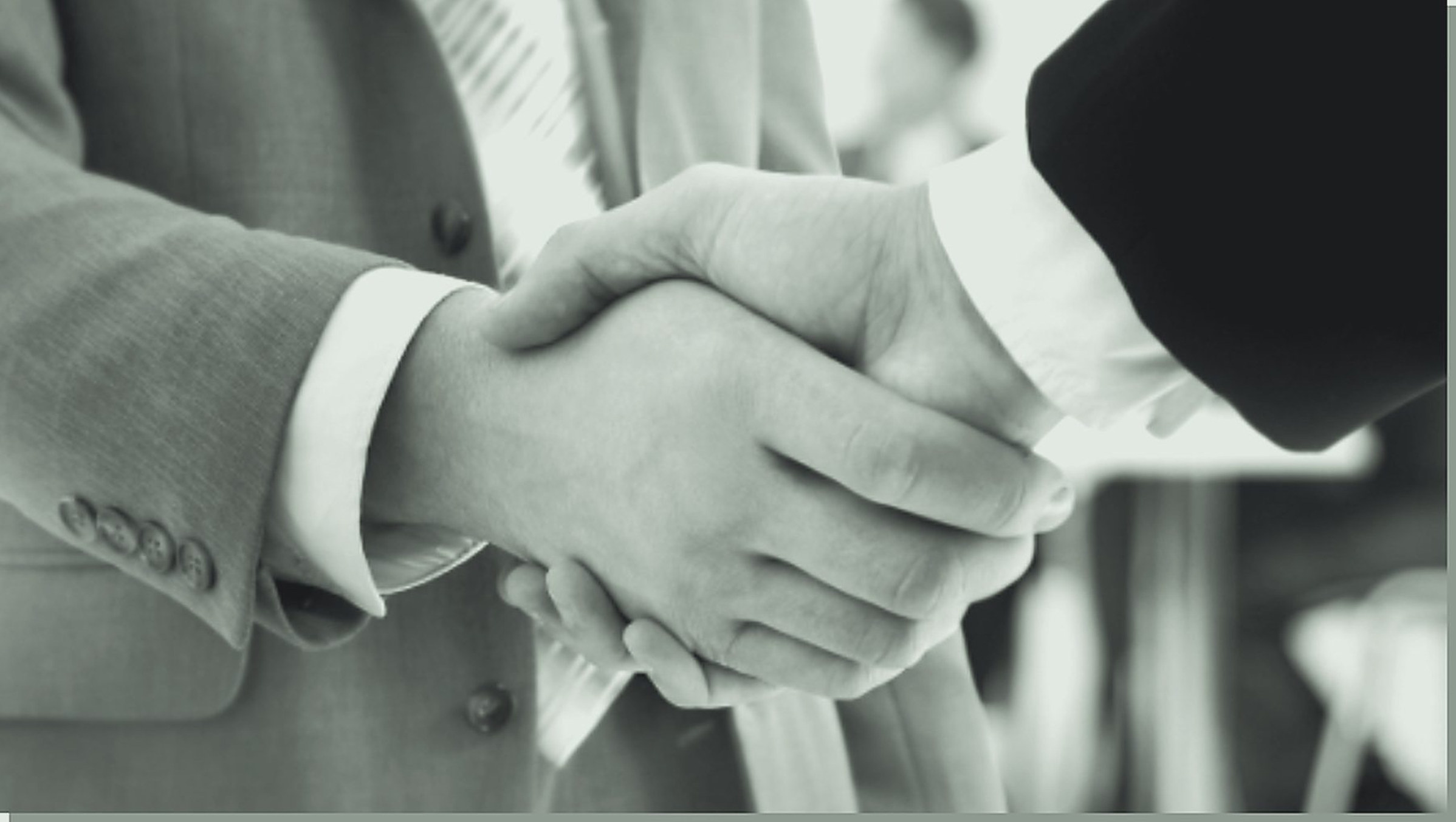 Reno attorney shaking hands with a client after a free case evaluation